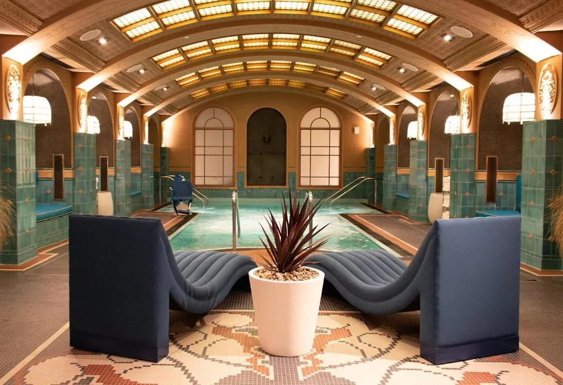 Virgin Hotels Las Vegas By Suiteness