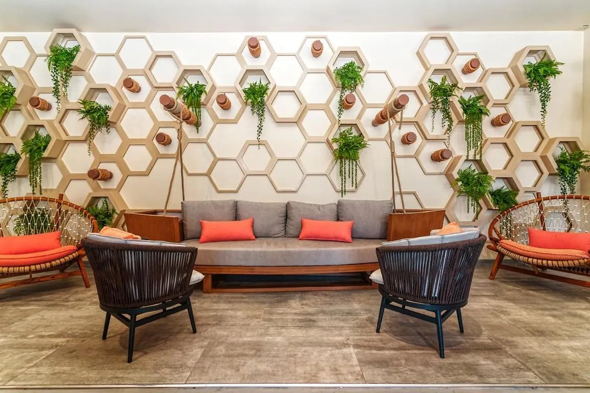 Virgin Hotels Las Vegas By Suiteness